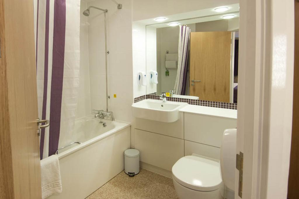 Premier Roath Hotel